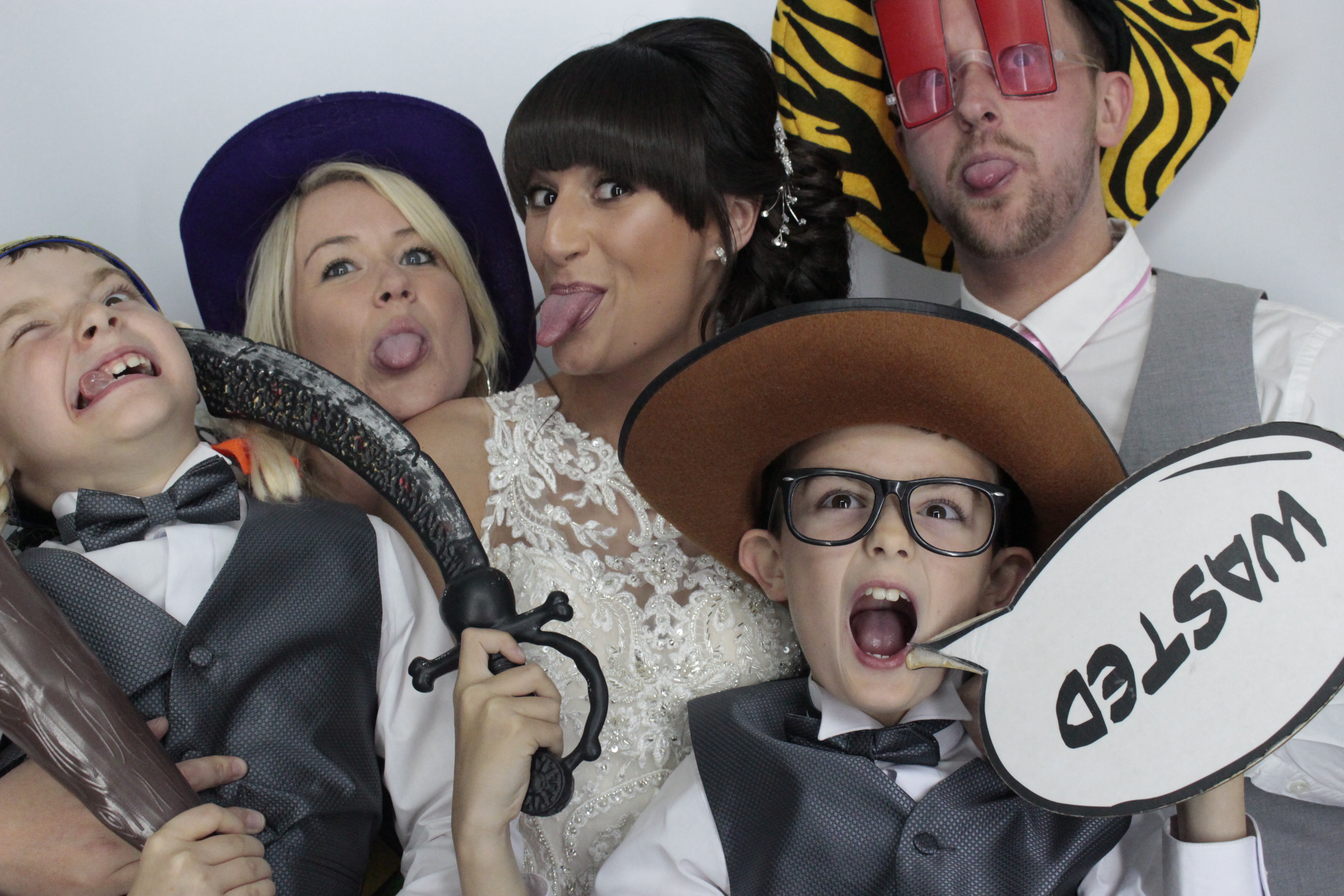 James and Tracy’s wedding  | View more photos from the event at gallery.myphotoboothexperience.co.uk/u/MyPhotoBoothExperienceLtd/James-and-Tracy’s-wedding